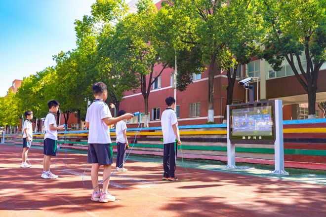 「AI+体育」落地院校超 3000 所融梦科技入选《2025 AI 赋能教育行业发展趋势(图8)